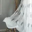 Rideau salon en tulle brodé de feuilles