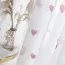 Rideau salon en tulle avec motif de cœurs roses