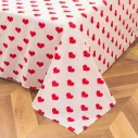 Linge de lit chambre enfant motif fraises et ours