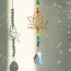 Décoration murale sun catcher lotus dorée et pierres arc-en-ciel
