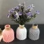 Vases en plastique effet origami