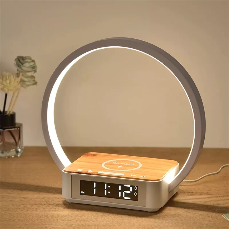 Lampe de chevet avec réveil et chargeur induction